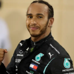 Raúl Jiménez, operado con éxito tras fractura de cráneo