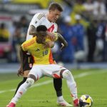 Disparan bala de goma a periodista australiana en plena transmisión durante protestas en Los Ángeles